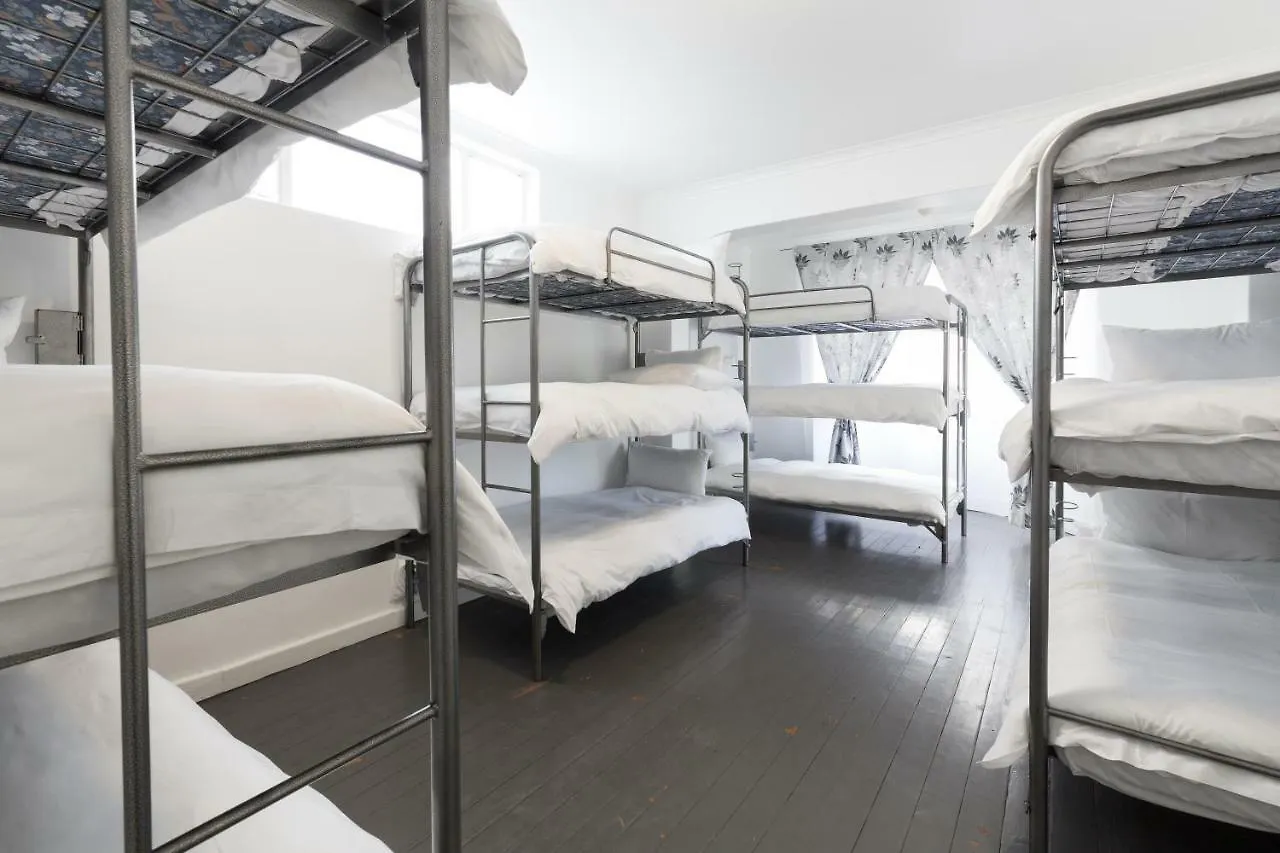Ds Backpackers In Green Point