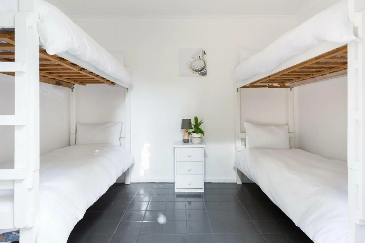 Hostel Ds Backpackers In Green Point