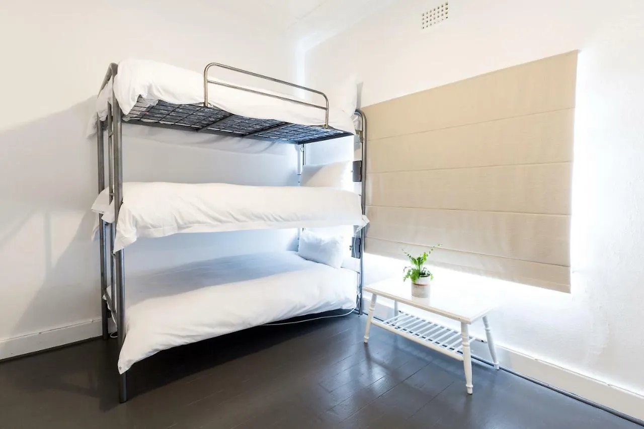 Hostel Ds Backpackers In Green Point