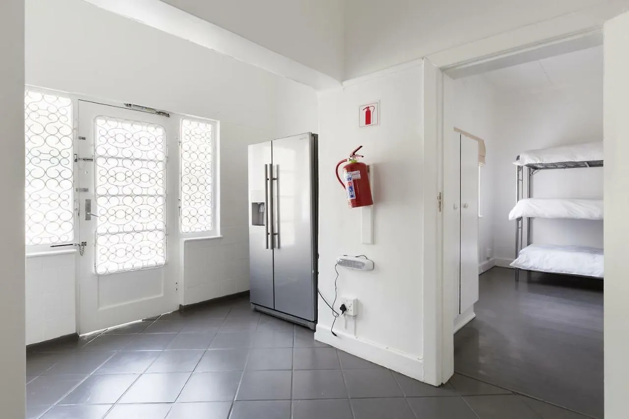 Hostel Ds Backpackers In Green Point
